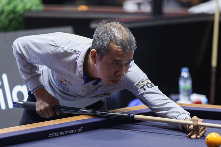 Trần Quyết Chiến thể hiện phong độ ấn tượng tại World Cup billiards carom 3 băng Porto - Ảnh: UMB